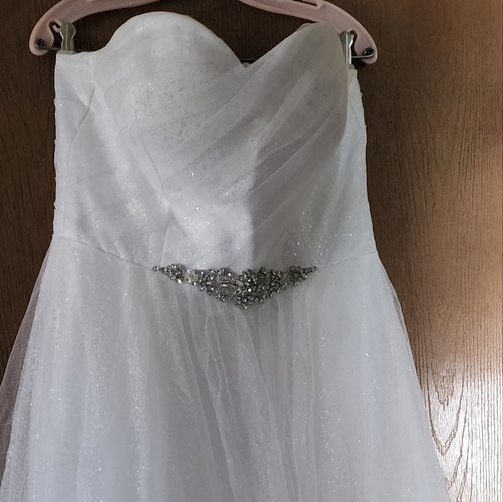 Wedding dress
